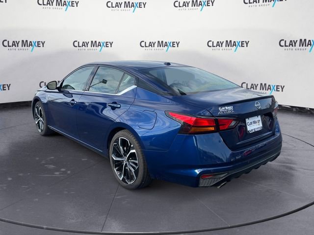 Used 2024 Nissan Altima 2.5 SR image 3