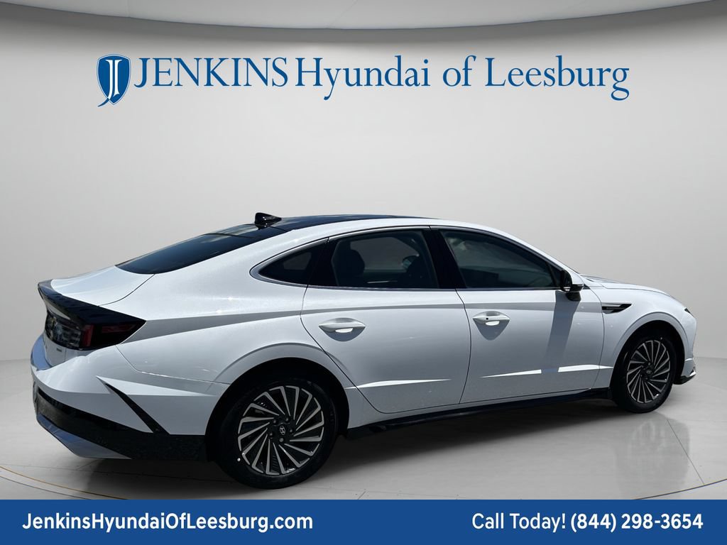 New 2026 Hyundai Sonata SEL FWD image 4