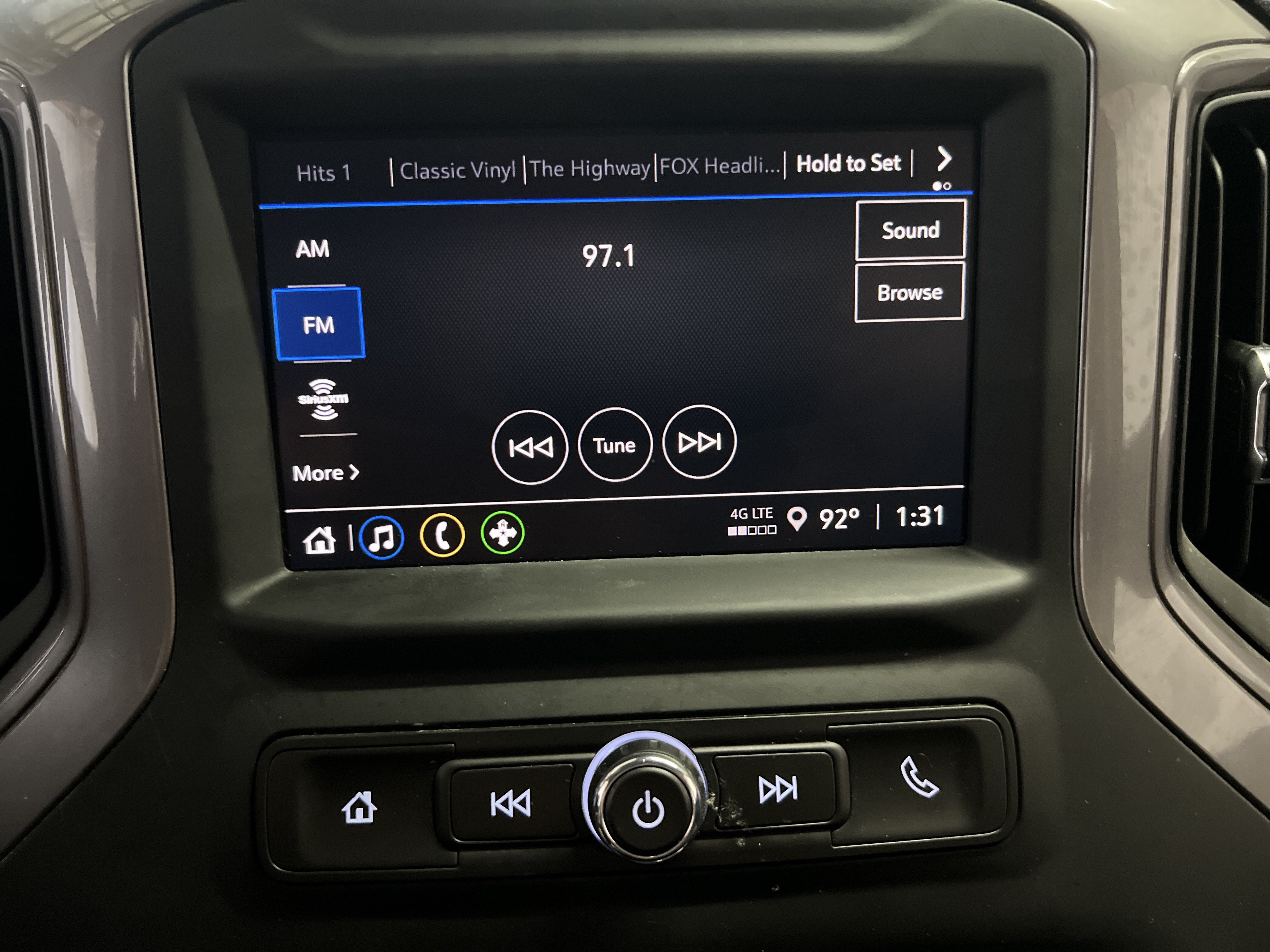 Used 2024 Chevrolet Silverado 2500 Custom w/ Custom Convenience Package AWD/4WD image 18