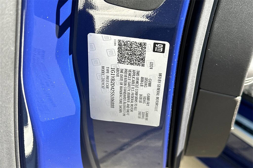 New 2025 Chevrolet Corvette Stingray Preferred Cpe w/ Z51 Performance Package image 28