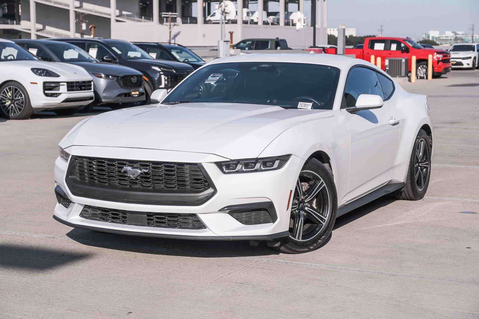 Used 2024 Ford Mustang Coupe RWD image 1