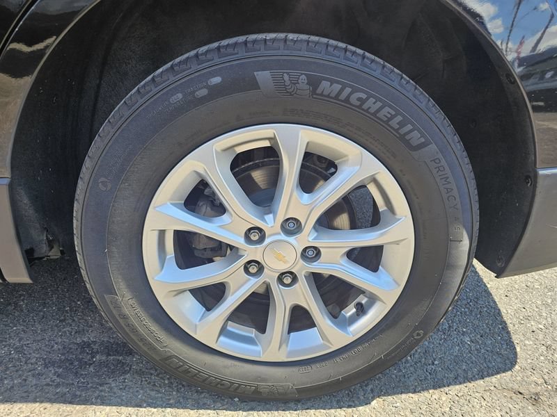 Used 2020 Chevrolet Equinox LS w/ LS Convenience Package FWD image 11
