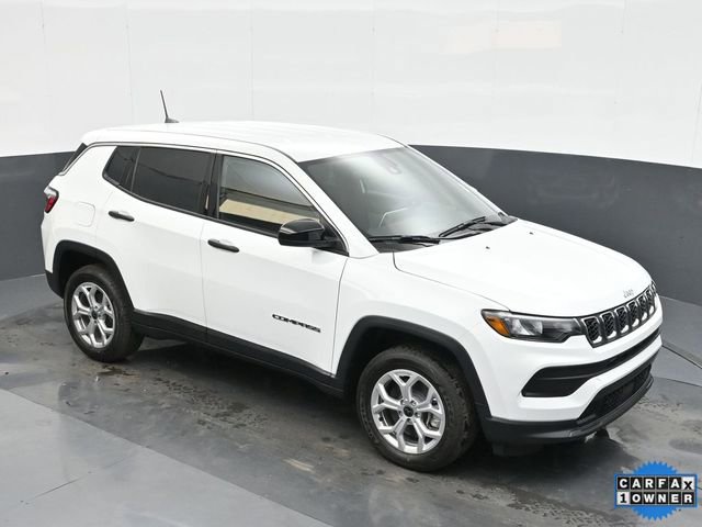 Used 2025 Jeep Compass Sport image 29