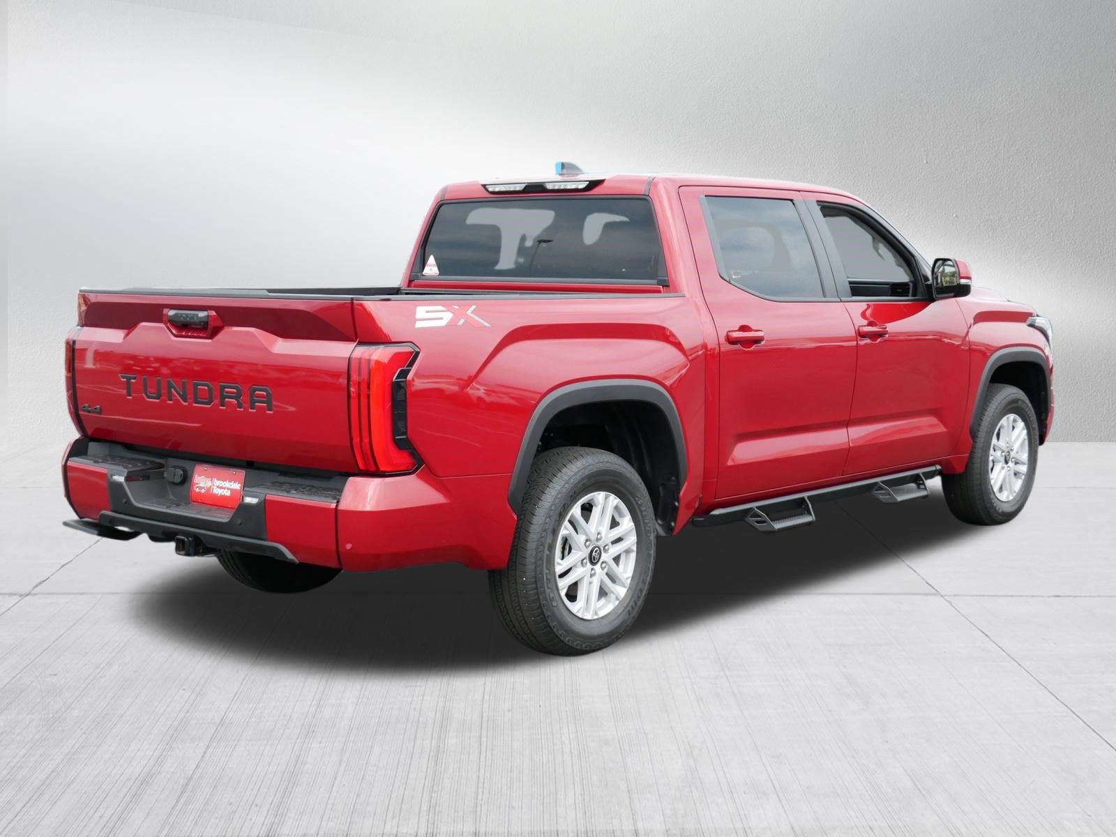 Certified 2024 Toyota Tundra SR5 AWD/4WD image 7