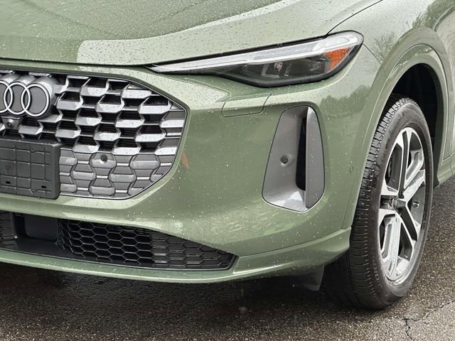 Certified 2025 Audi Q5 2.0T Premium Plus w/ Premium Plus image 8