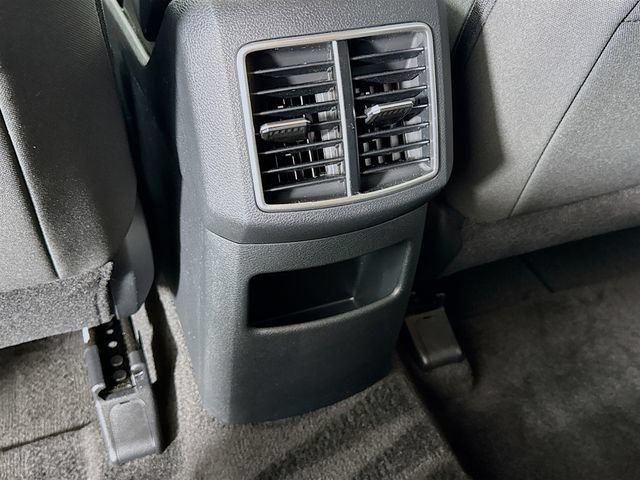 Used 2025 Kia Sportage LX AWD/4WD image 25