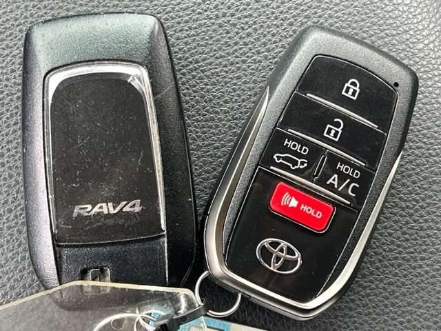 Used 2023 Toyota RAV4 SE w/ Weather & Moonroof Package AWD/4WD image 83