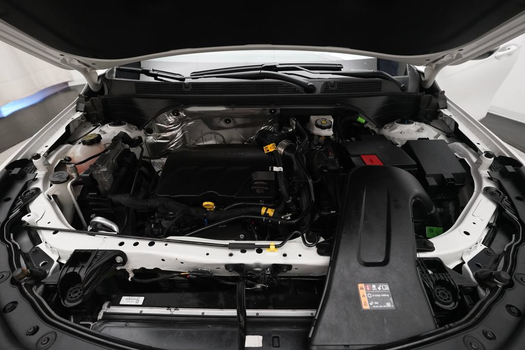 Used 2025 Buick Envista Avenir FWD image 3
