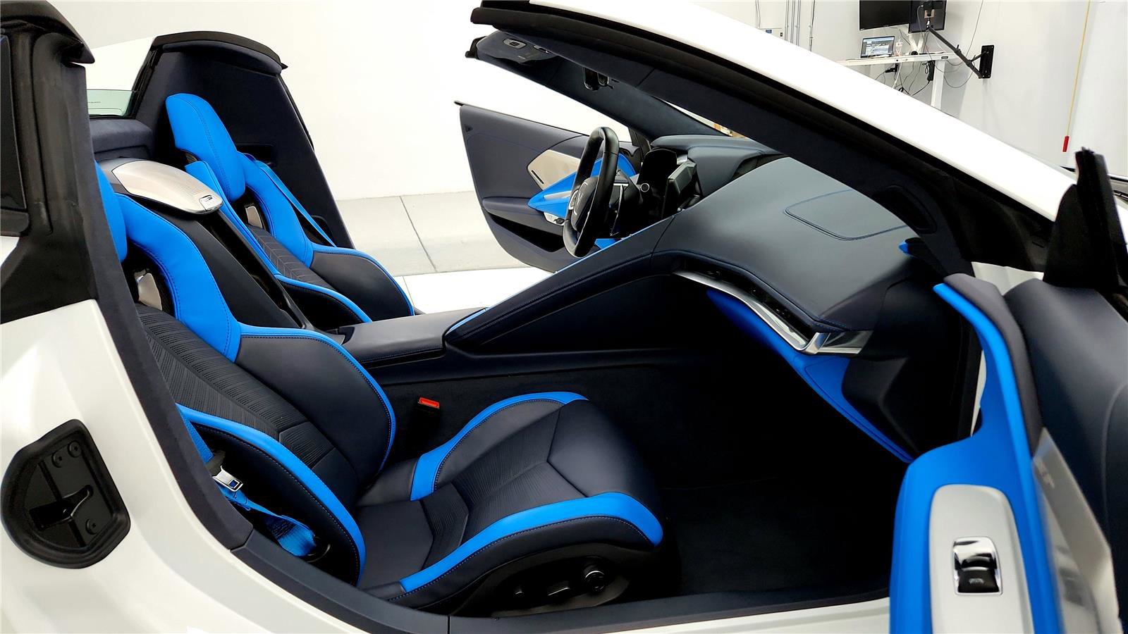 Used 2023 Chevrolet Corvette Stingray Premium Conv w/ 3LT RWD image 16