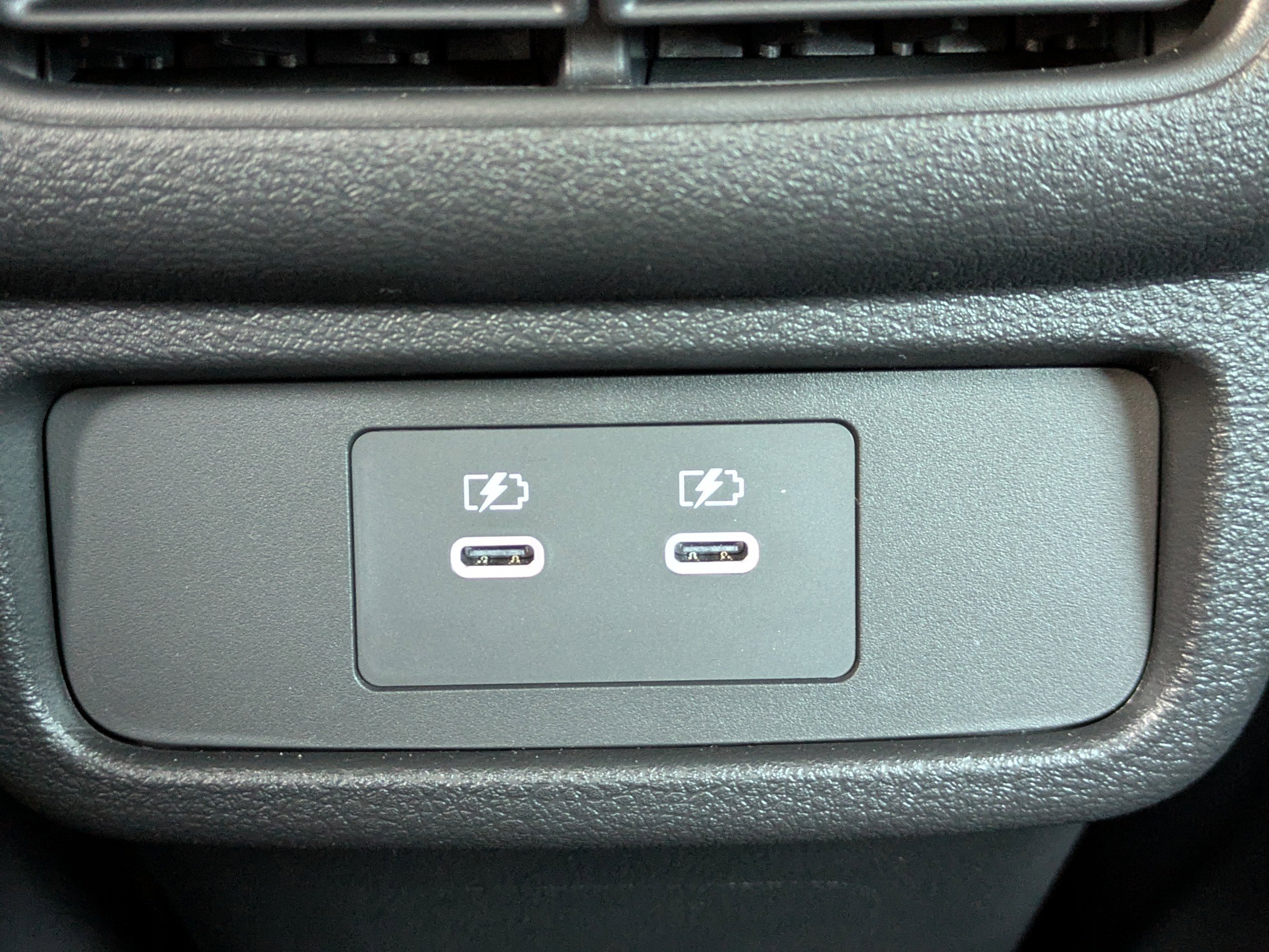 New 2026 Nissan Leaf SV+ w/ Floor Mat Package (SV+) image 15