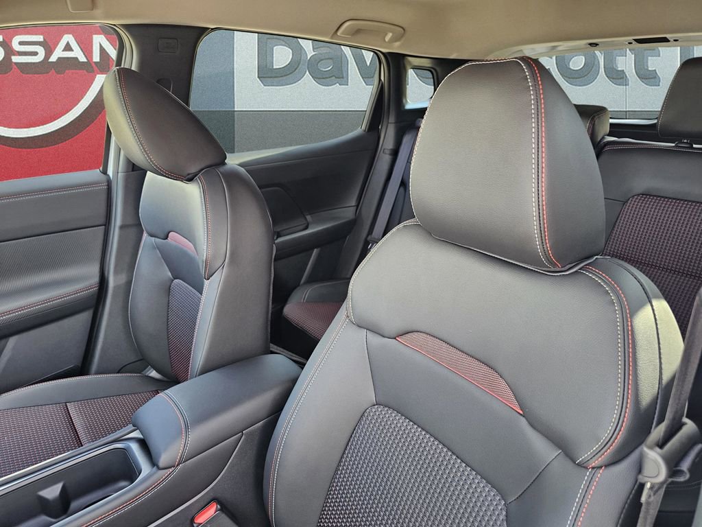 New 2026 Nissan Kicks SR w/ Illumination Package image 14