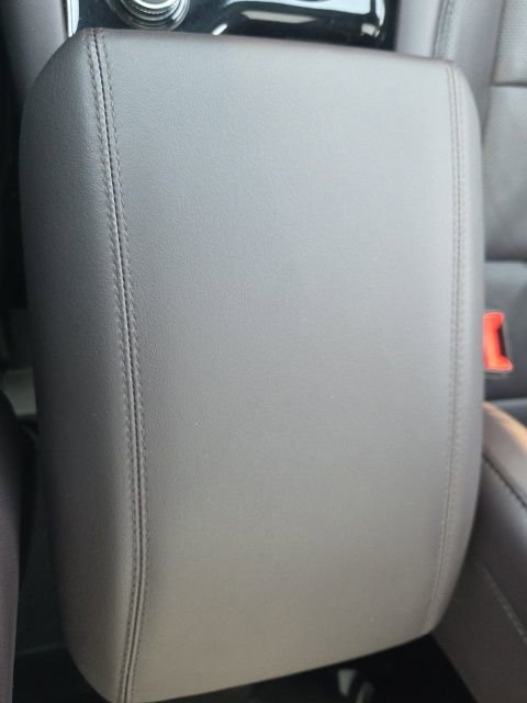 Certified 2025 Ford Explorer Platinum w/ LUX Leather Package image 9