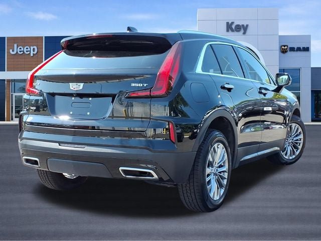 Used 2024 Cadillac XT4 Premium Luxury AWD/4WD image 5