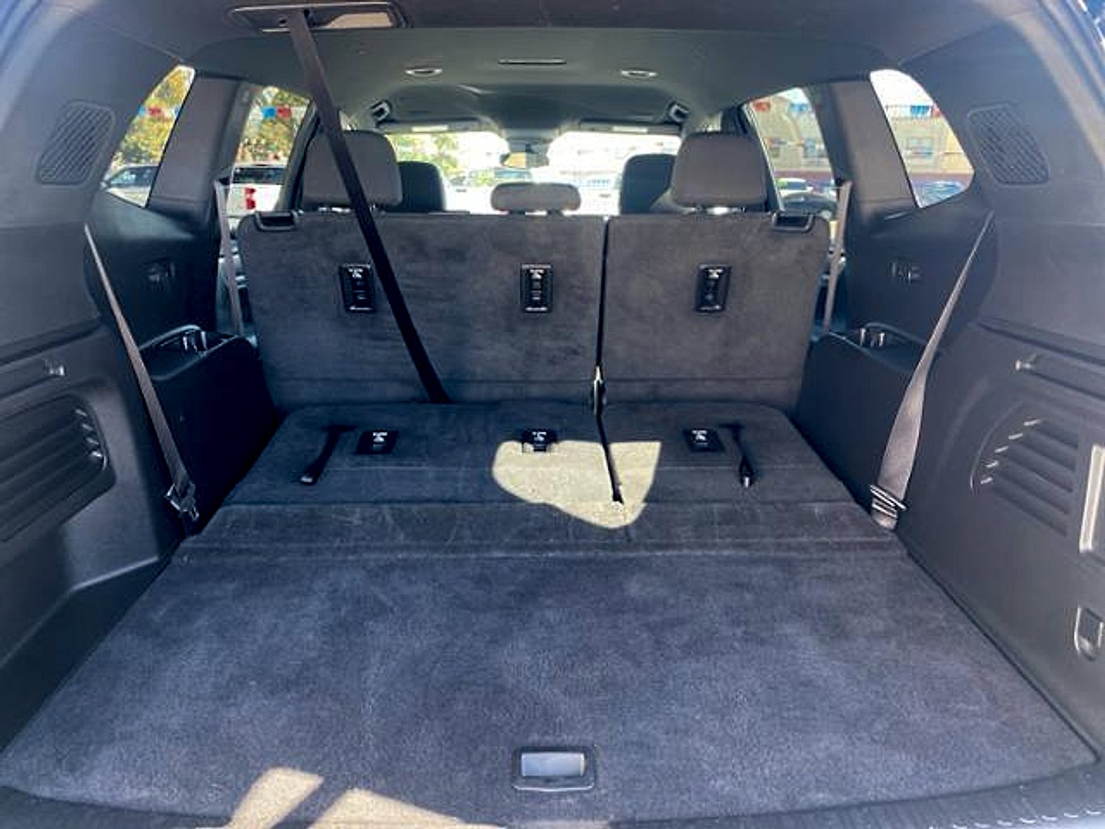 Used 2025 GMC Acadia Elevation AWD/4WD image 13