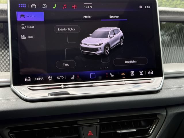 Used 2026 Volkswagen Tiguan SE FWD image 15