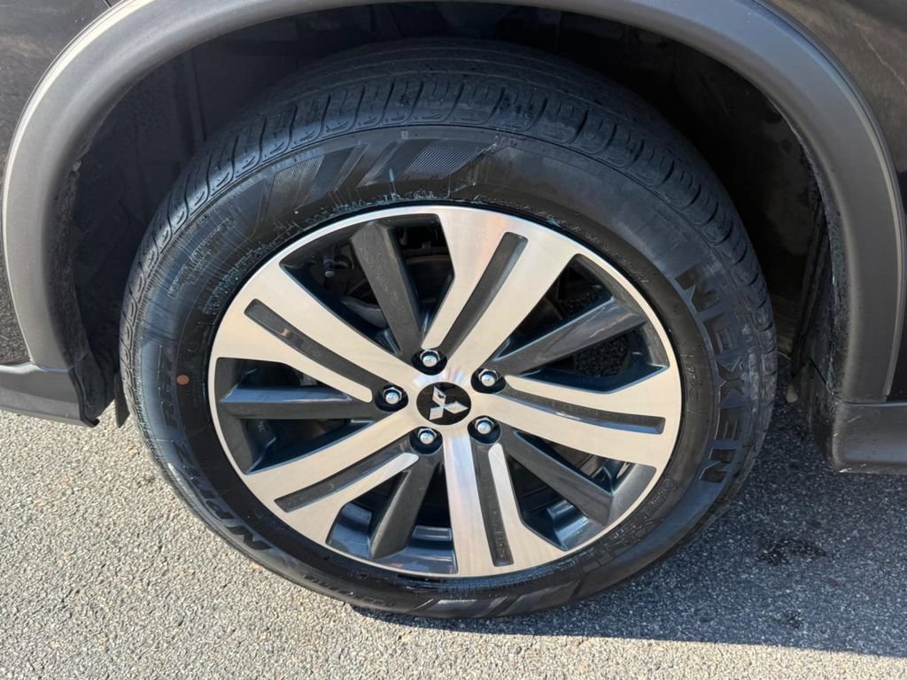 Used 2024 Mitsubishi Outlander Sport ES AWD/4WD image 24