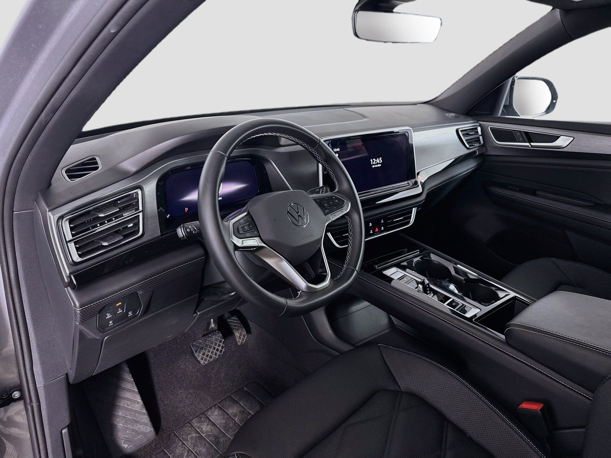 Used 2026 Volkswagen Atlas Cross Sport SE FWD image 23