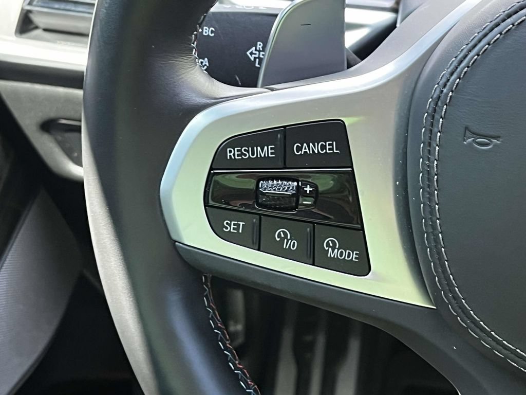 Used 2025 BMW X7 M60i w/ Climate Comfort Package AWD/4WD image 23