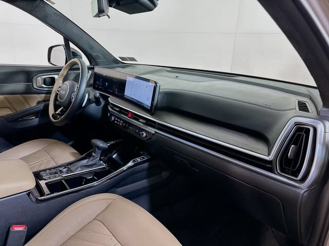 Used 2025 Kia Sorento SX Prestige w/ Olive Brown Leather Package AWD/4WD image 31