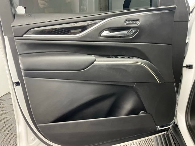 Used 2024 Cadillac Escalade V w/ LPO, ONYX Package AWD/4WD image 14