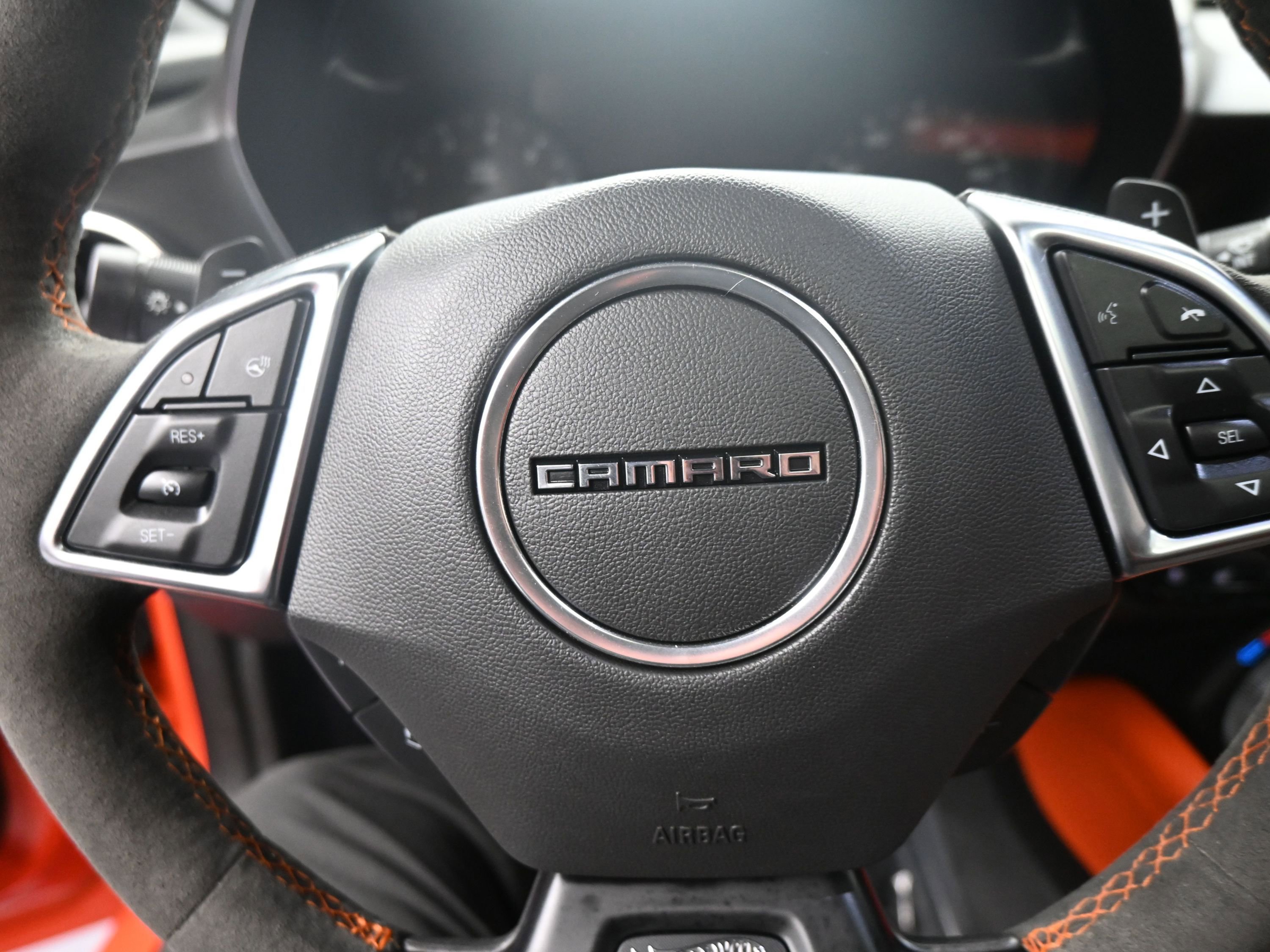 Used 2018 Chevrolet Camaro SS w/ Hot Wheels Edition image 17