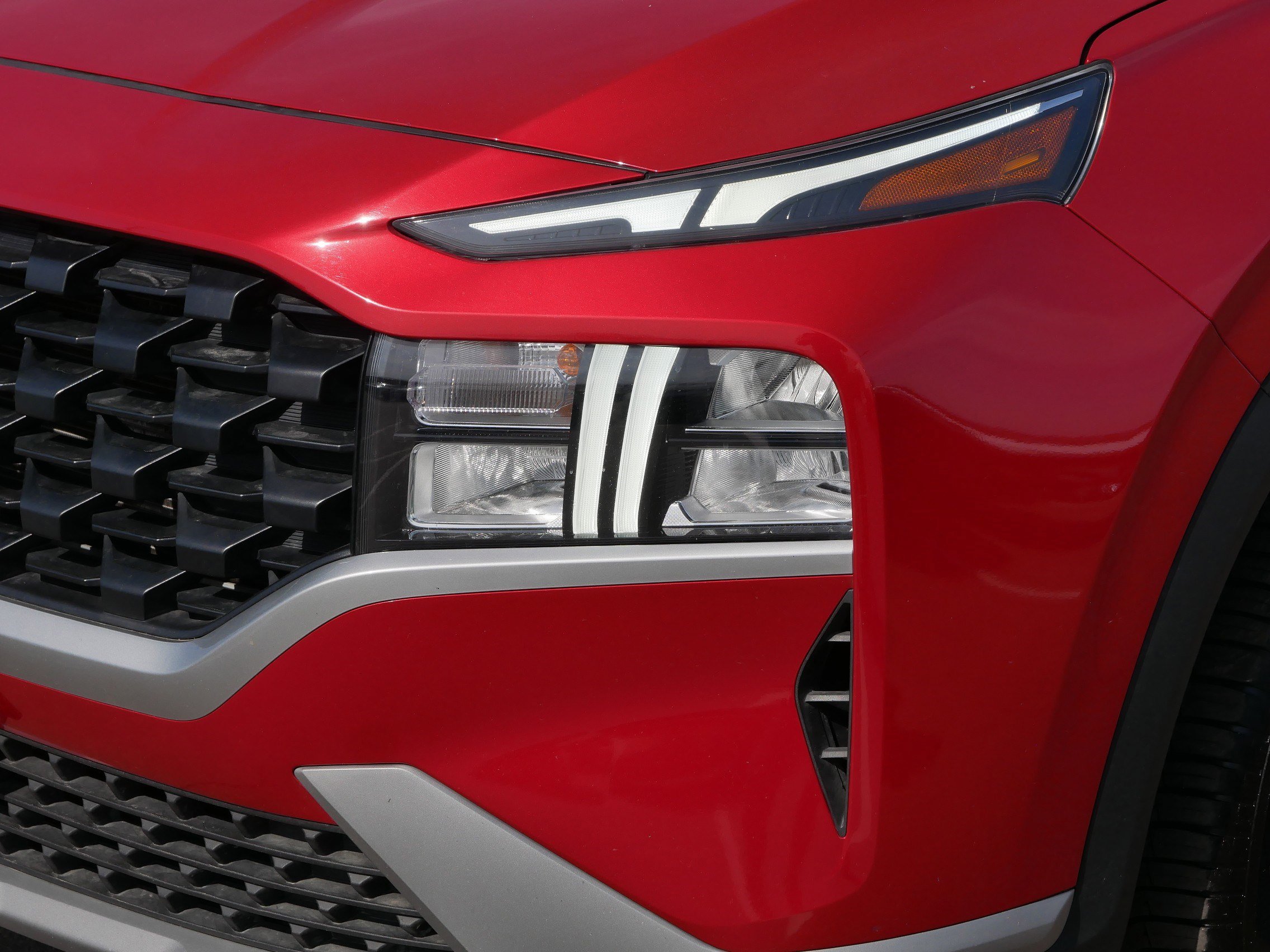 Used 2023 Hyundai Santa Fe SEL w/ Cargo Package image 16