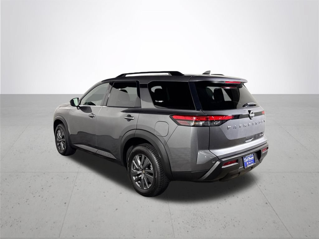 Used 2022 Nissan Pathfinder SV AWD/4WD image 8