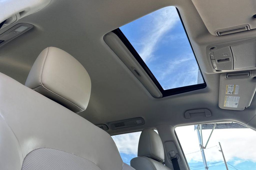 Used 2023 INFINITI QX80 Premium Select w/ Cargo Package image 15