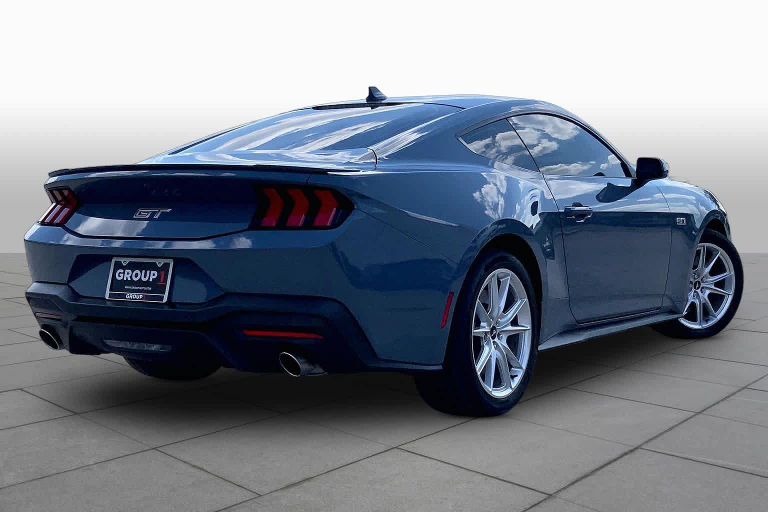 Used 2024 Ford Mustang GT Premium RWD image 13