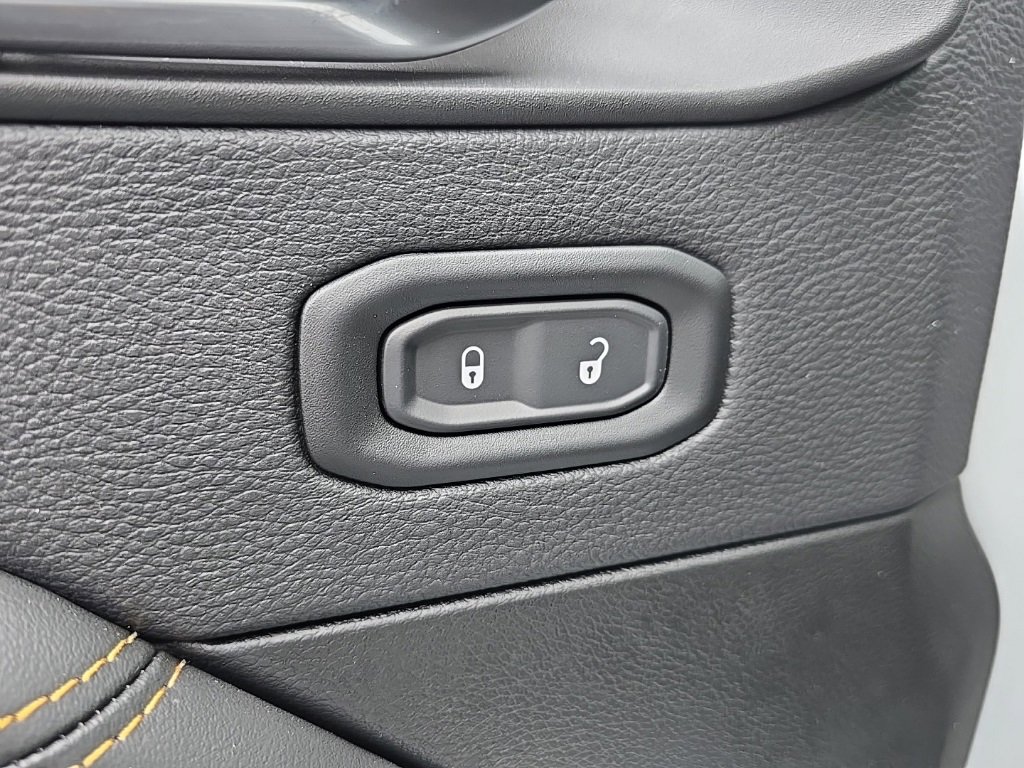 New 2026 Jeep Wrangler Sahara image 8