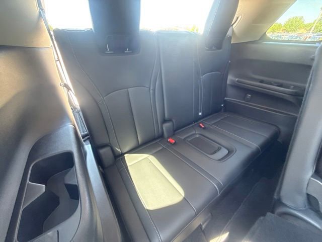 Used 2025 INFINITI QX60 Pure w/ Cargo Package FWD image 19