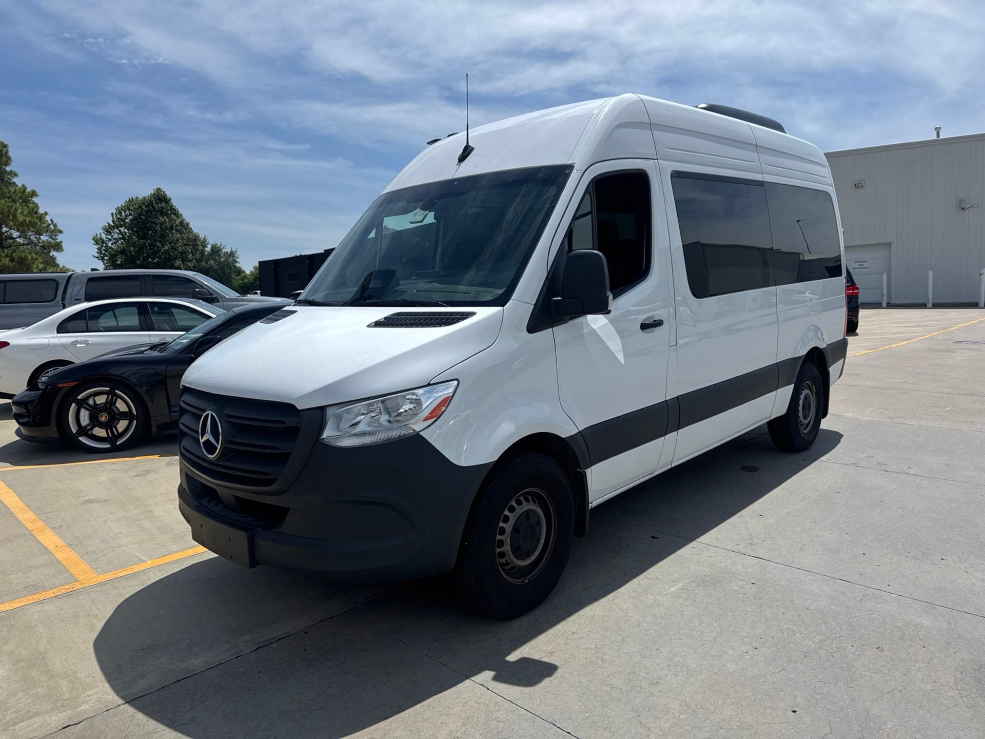 Used 2025 Mercedes-Benz Sprinter 2500 image 1