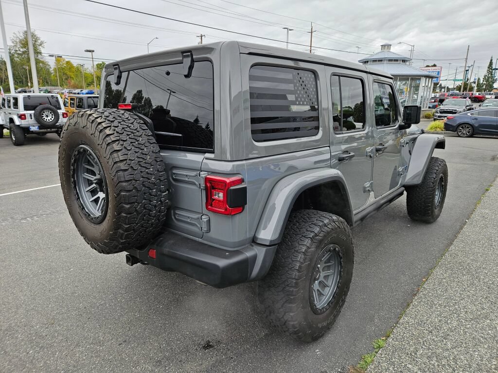 Used 2023 Jeep Wrangler Unlimited Rubicon 4xe w/ Steel Bumper Group AWD/4WD image 5