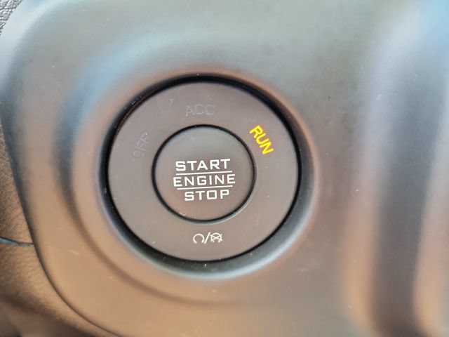 Used 2023 Jeep Gladiator Sport AWD/4WD image 29