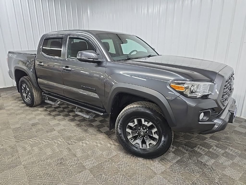 Used 2022 Toyota Tacoma TRD Off-Road AWD/4WD image 7