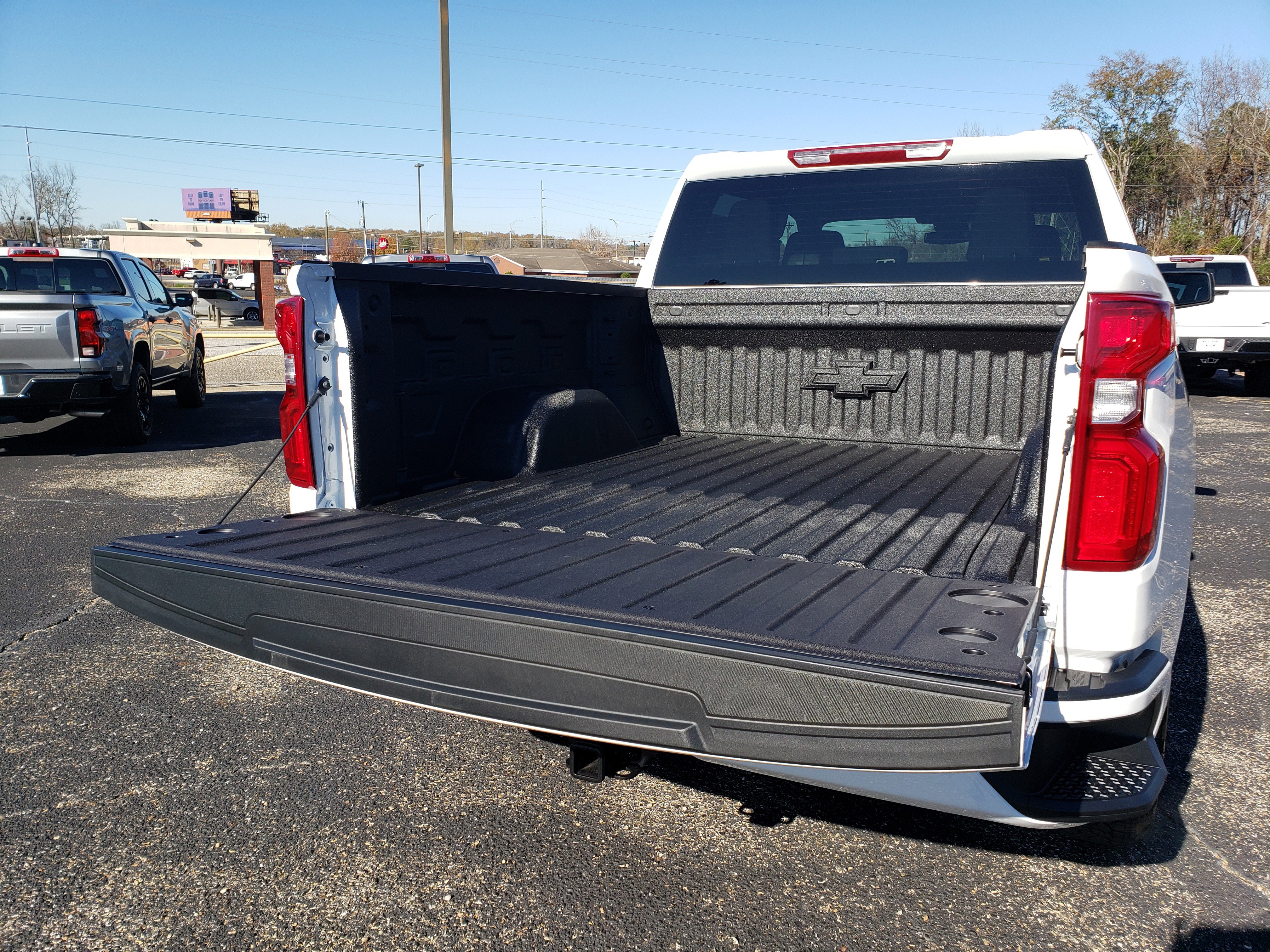 New 2026 Chevrolet Silverado 1500 RST w/ RST Select Package image 9