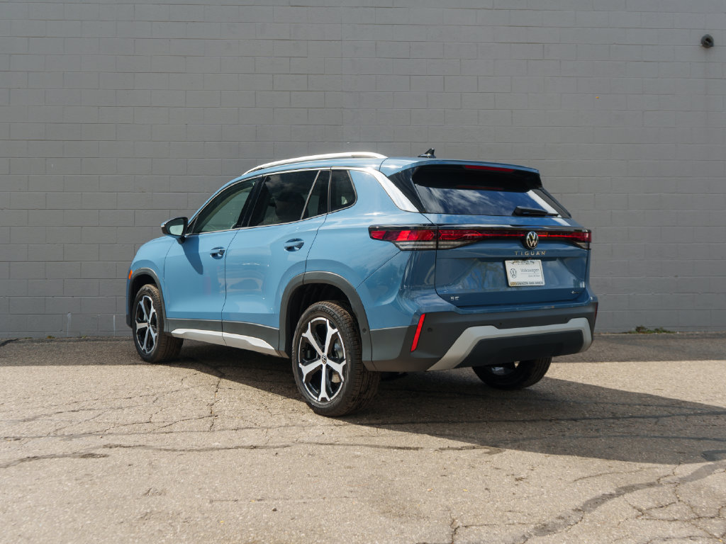 New 2026 Volkswagen Tiguan SE AWD/4WD image 4