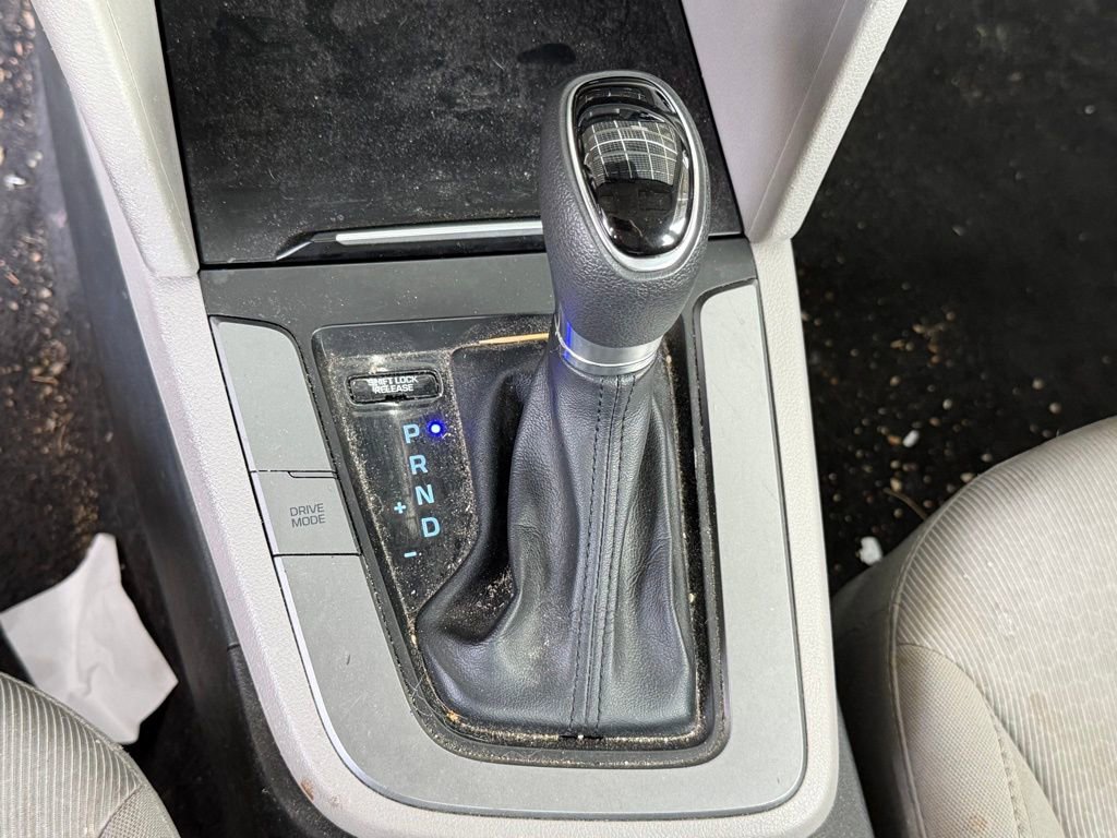 Used 2018 Hyundai Elantra SEL image 24