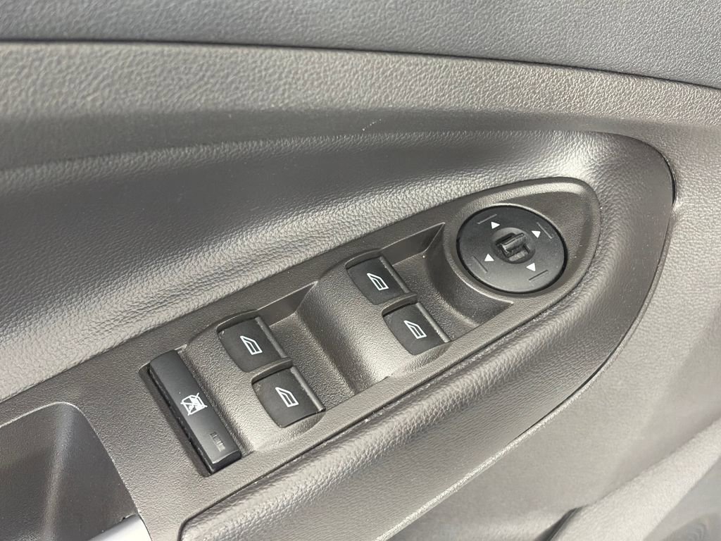 Used 2017 Ford Escape SE image 24