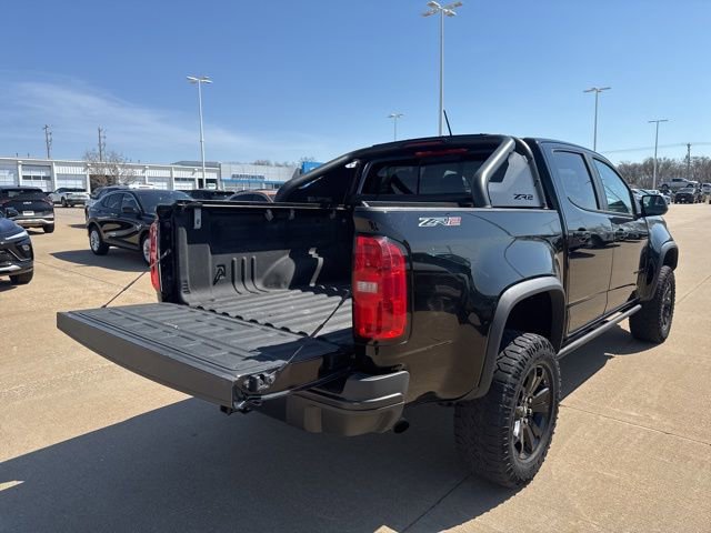 Used 2021 Chevrolet Colorado ZR2 w/ ZR2 Midnight Special Edition image 5