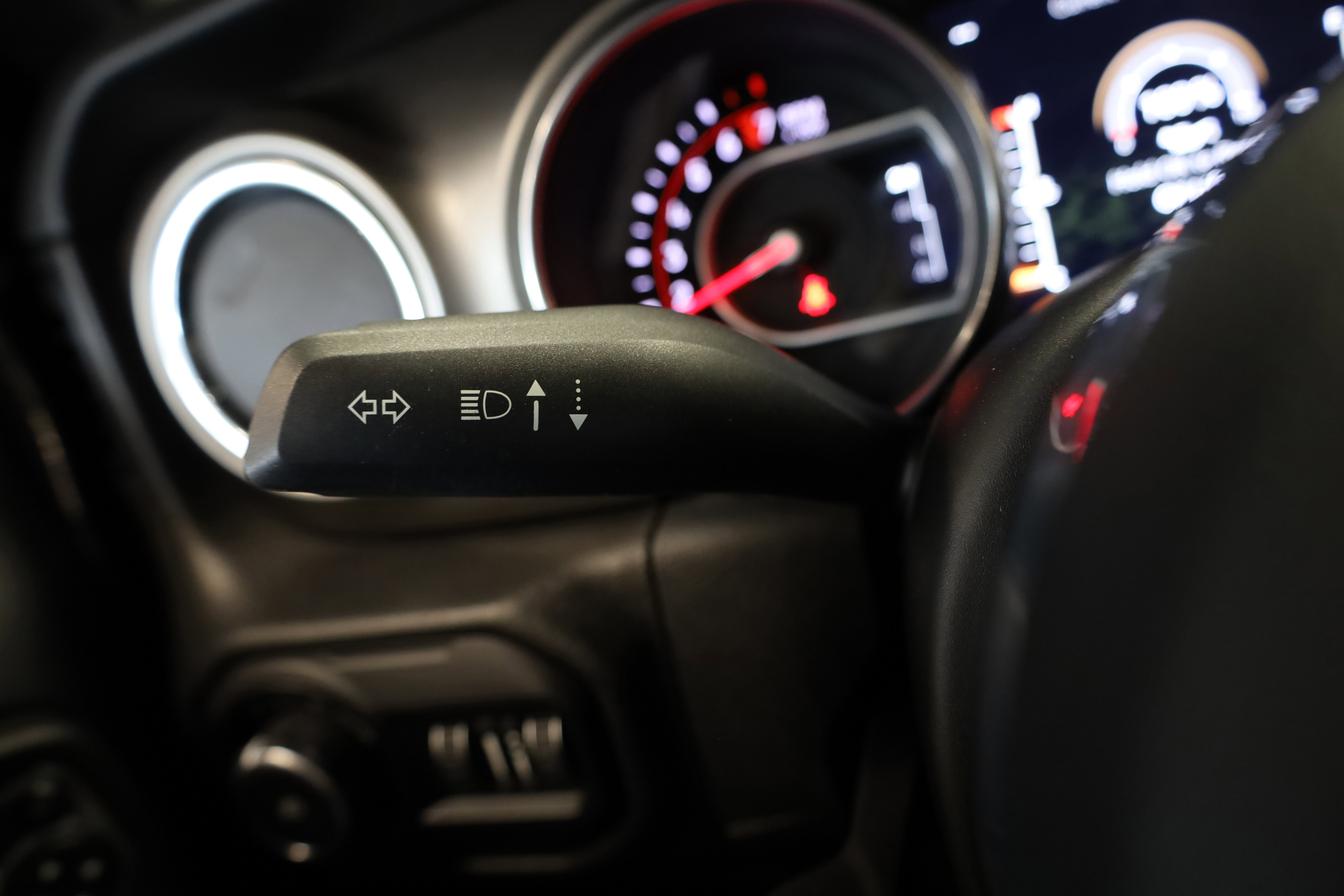 Used 2018 Jeep Wrangler Unlimited Rubicon image 22