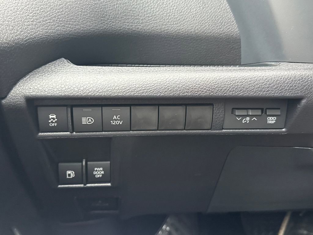 New 2026 Toyota Sienna XLE Woodland Edition image 34