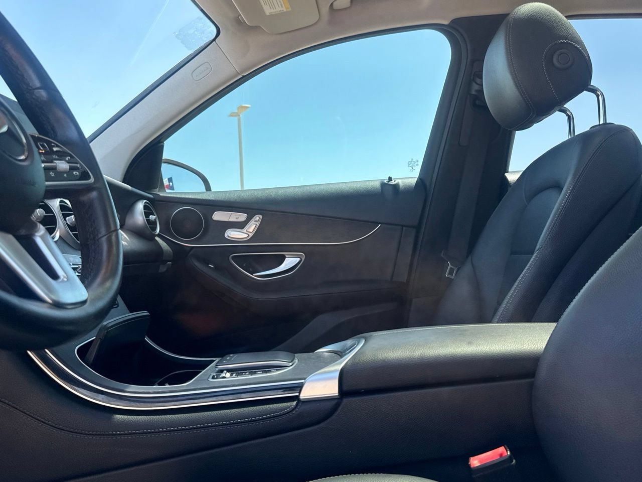 Used 2021 Mercedes-Benz GLC 300 image 41
