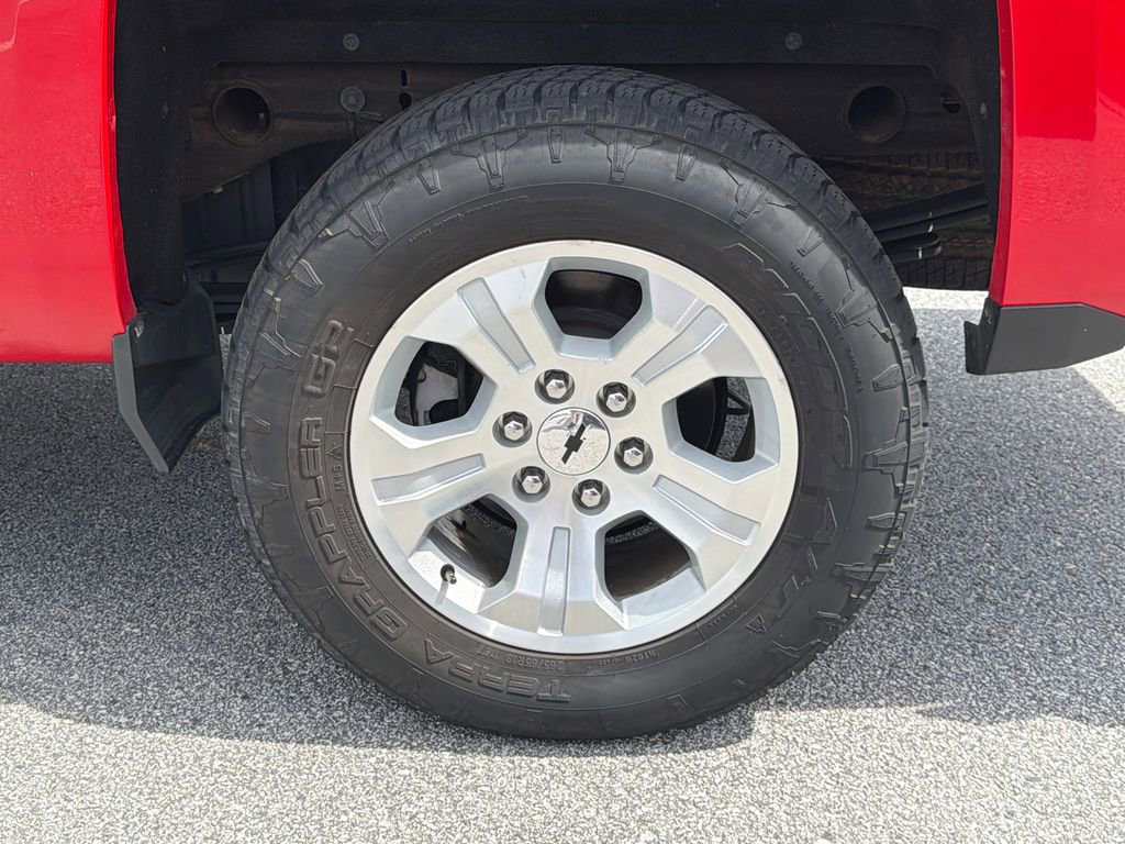 Used 2017 Chevrolet Silverado 1500 LT w/ All Star Edition AWD/4WD image 19