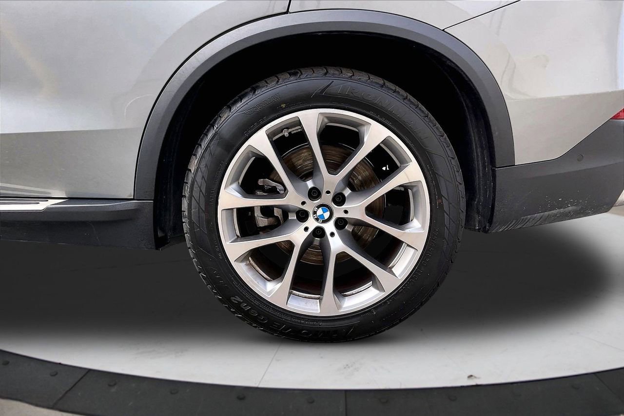Used 2024 BMW X5 xDrive40i AWD/4WD image 37