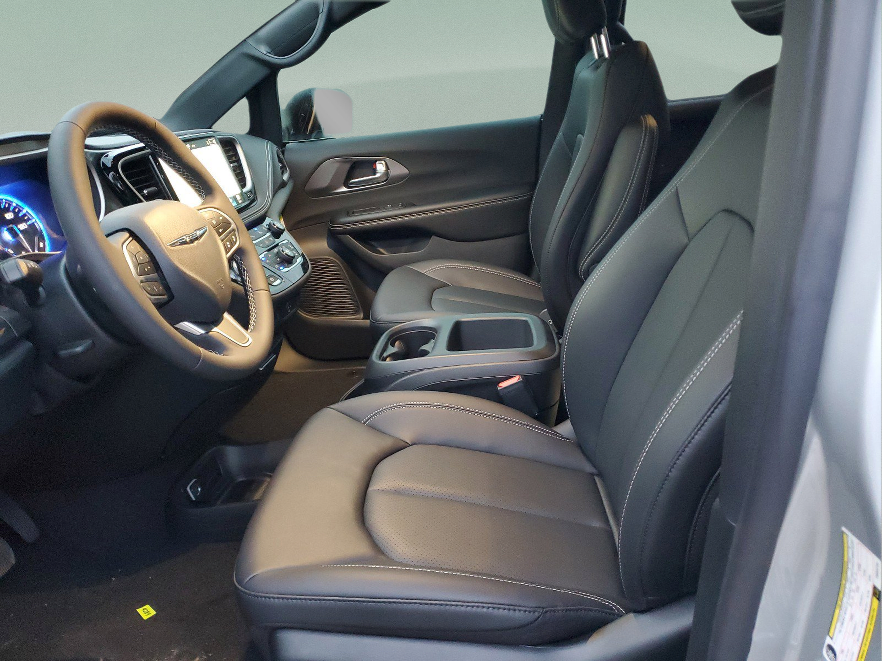 New 2026 Chrysler Pacifica Select FWD image 15