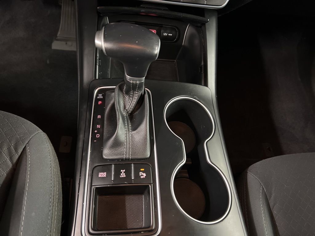 Used 2020 Kia Sorento S image 16