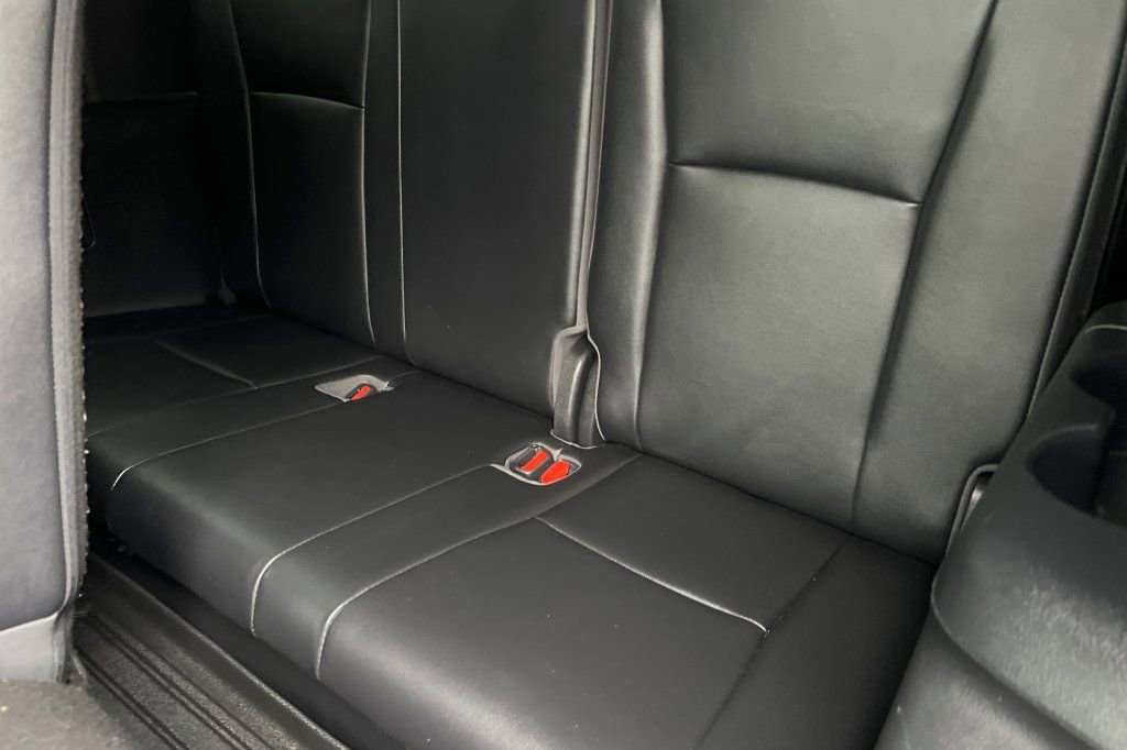 Used 2020 Toyota Highlander XLE image 12