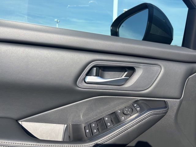New 2026 Nissan Rogue SV w/ Cold Weather Package FWD image 12