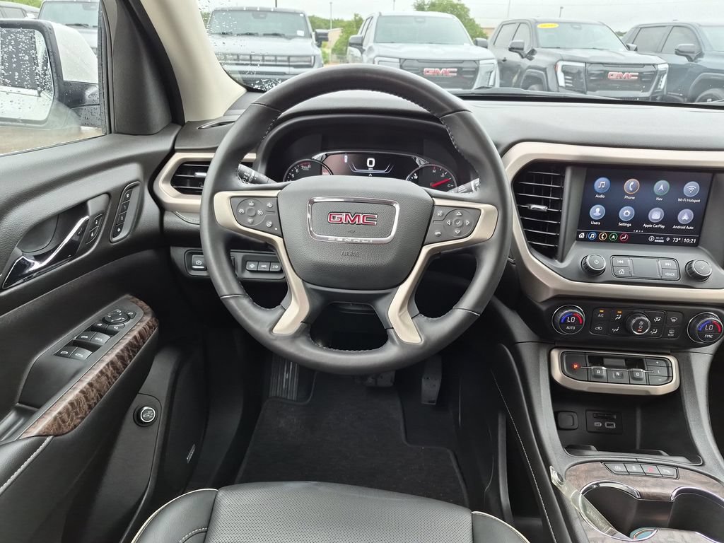Used 2022 GMC Acadia Denali w/ Denali Ultimate Package FWD image 32